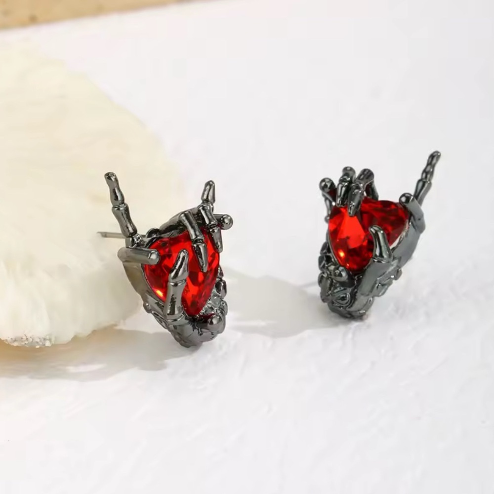 Black Gun Metal Rhodium Skeleton Hands Heart Necklace & Earrings Halloween Goth - Picture 8 of 12
